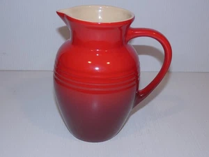 Le Creuset Stoneware 2-Tone Red Large Pitcher - Picture 1 of 7