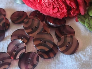 Lot 19 boutons vintage violet prune lumineux trous  1,7 cm ref 5597 - Picture 1 of 1