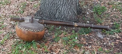 A likely banjo ancestor (the ekonting) - Image 1 of 3