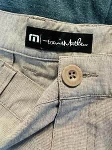 Pantalones Cortos Travis Mathew Para Hombre Talla 38 Gris Bolsillos Cortados Elastizados Chinos - Imagen 1 de 9