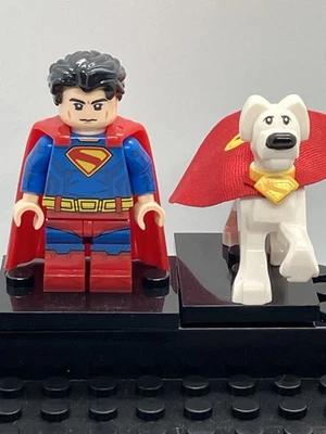Juego de mini figuras personalizadas Lego Superman y Crypto Super Dog Foto 1 de 4