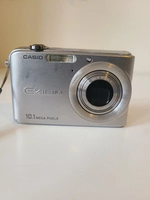 Casio EXILIM EX-Z1000 10.1 MP 3x Optical Digital Camera  Not Tested - Image 1 of 4
