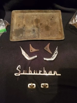 1957 58 Dodge универсал пригород эмблема четверть молдинги аккумулятор лоток и т. д. - Изображение 1 из 4