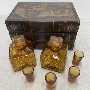 Juego de barra secreta oculta vintage libro ámbar 2 decantadores 4 vasos mapa de Japón - Imagen 1 de 24