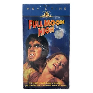 FULL MOON HIGH VHS LARRY COHEN 80ER KOMÖDIE HORROR WERWOLF ADAM ARKIN ED MCMAHON - Bild 1 von 8