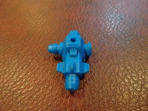 Figura de goma ensamblador de equipo de vehículos LJN Voltron parte brazo superior azul - Imagen 1 de 5