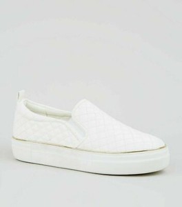 plain black trainers size 4