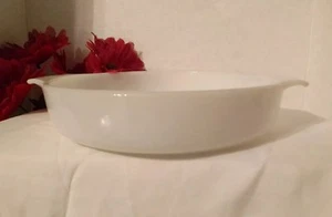 Vintage 60er Anchor Hocking Fire King Milchglas rund 9 Zoll Auflaufform #429 - Bild 1 von 6