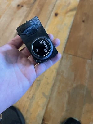 🏁 2018 2019 CADILLAC ESCALADE FRONT DASH HEADLIGHT CONTROL SWITCH 84154107 OEM - Изображение 1 из 4