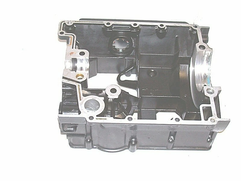 FUNDA CENTRAL INFERIOR MOTOR BMW K75RT ABS Foto 1 de 1