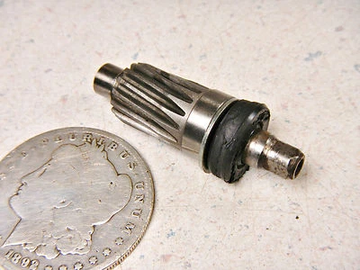 89 YAMAHA XT350 ENGRENAGEM ACIONADA POR TACÔMETRO - Imagem 1 de 4