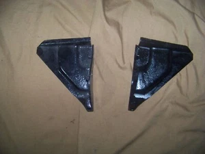 1957 Center Bumper Bracket - Picture 1 of 4