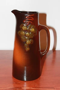 Antique Weller Pottery Pitcher – Floretta – Raised Grape Design – Marked B 3½ - Picture 1 of 6