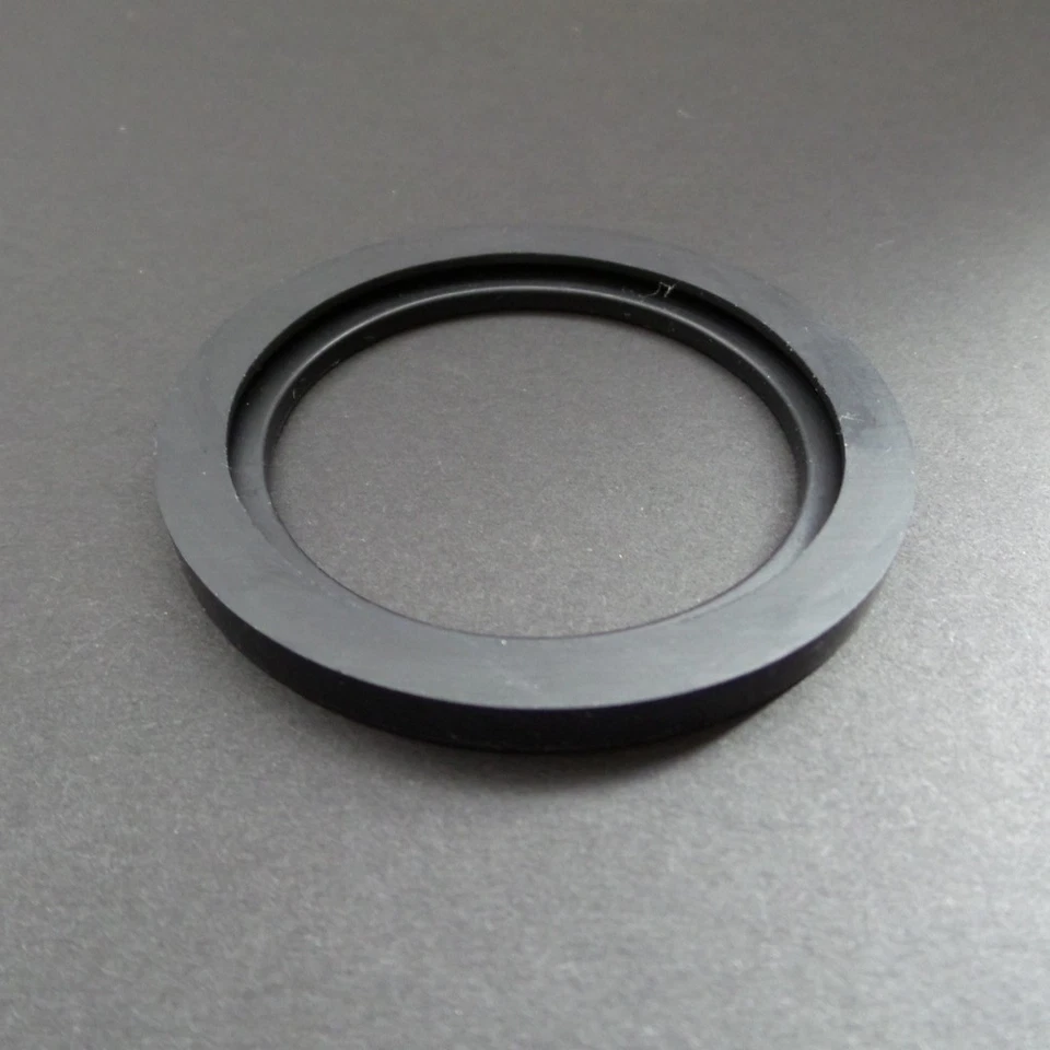Kawasaki fuel petrol tank GAS CAP GASKET seal z1 h1 h2 s2 kz1000 kz900 kz650 kz - Image 1 of 1
