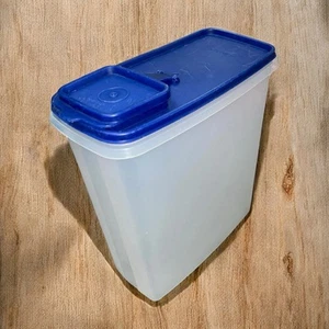 Vintage Tupperware Super Cereal Keeper Large 20 Cups Container 1588 1590 Blue - Picture 1 of 11