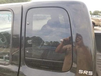 99 1999 TOYOTA TACOMA QUARTER GLASS LEFT DRIVER  - Image 1 of 4