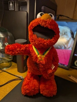 Tickle Me Elmo Extra Special Edition TMX Fisher Price 2007 Модель НЕ РАБОТАЕТ - Изображение 1 из 4