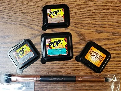 4 Elizabeth Mott  Shadow Samples w/Double End Crown Brush & Bag 6 Pc set - Image 1 of 2