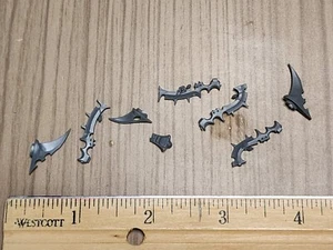 Warhammer 40k Miniatures Drukhari Spikes Bits Lot, H149 - Picture 1 of 4