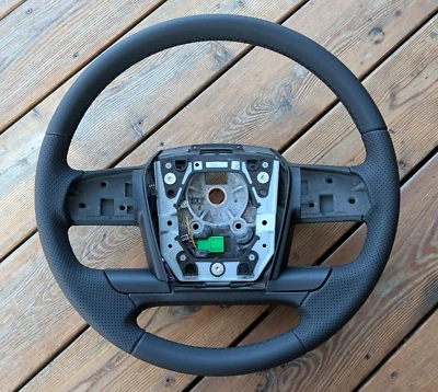 NEU LEDERLENKRAD FÜR VOLVO FM FH FMX 4er 5er OEM 2013- SCHWARZ - Bild 1 von 4