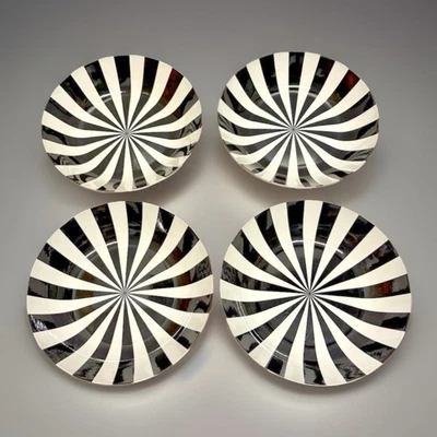 S/4-Christian Siriano Moderno Halloween Negro, Blanco y Dorado Pasta Sopa Cuencos 8"NUEVO Foto 1 de 4