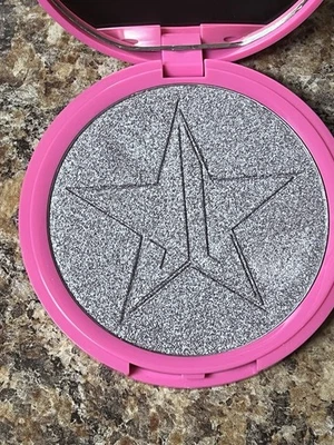 Jeffree Star Cosmetics Skin Frost Highlighter in LAVENDER SNOW. New W/o Box - Image 1 of 3