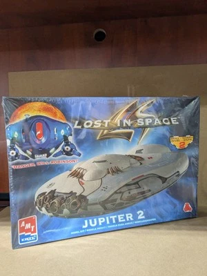 AMT - #8459 - Lost In Space: Jupiter 2 - Model Kit - NEW/MINT - Image 1 of 4