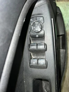 SCHALTKNAUF VORNE LINKS FORD ECOSPORT 2020 - Bild 1 von 1