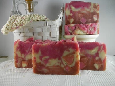 Клюквенное гранатовое медовое козье молоко мыло, натуральное ремесленное домашнее ручной работы - Изображение 1 из 4
