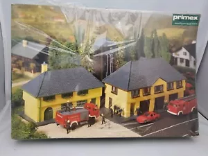 PRIMEX HO SCALE FIRE BRIGADE STATION MODEL # 1703 NEW IN ORIGINAL SHRINKWRAP - Picture 1 of 7
