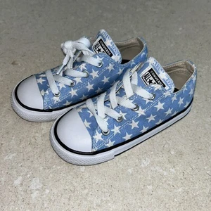 New Converse Light Blue & White Stars Toddler Converse Girls Size 9 - Picture 1 of 5