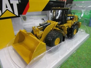 CATERPILLAR CAT 982M wheel loader chargeuse 1/50 NORSCOT 55292 travaux public TP - Foto 1 di 10