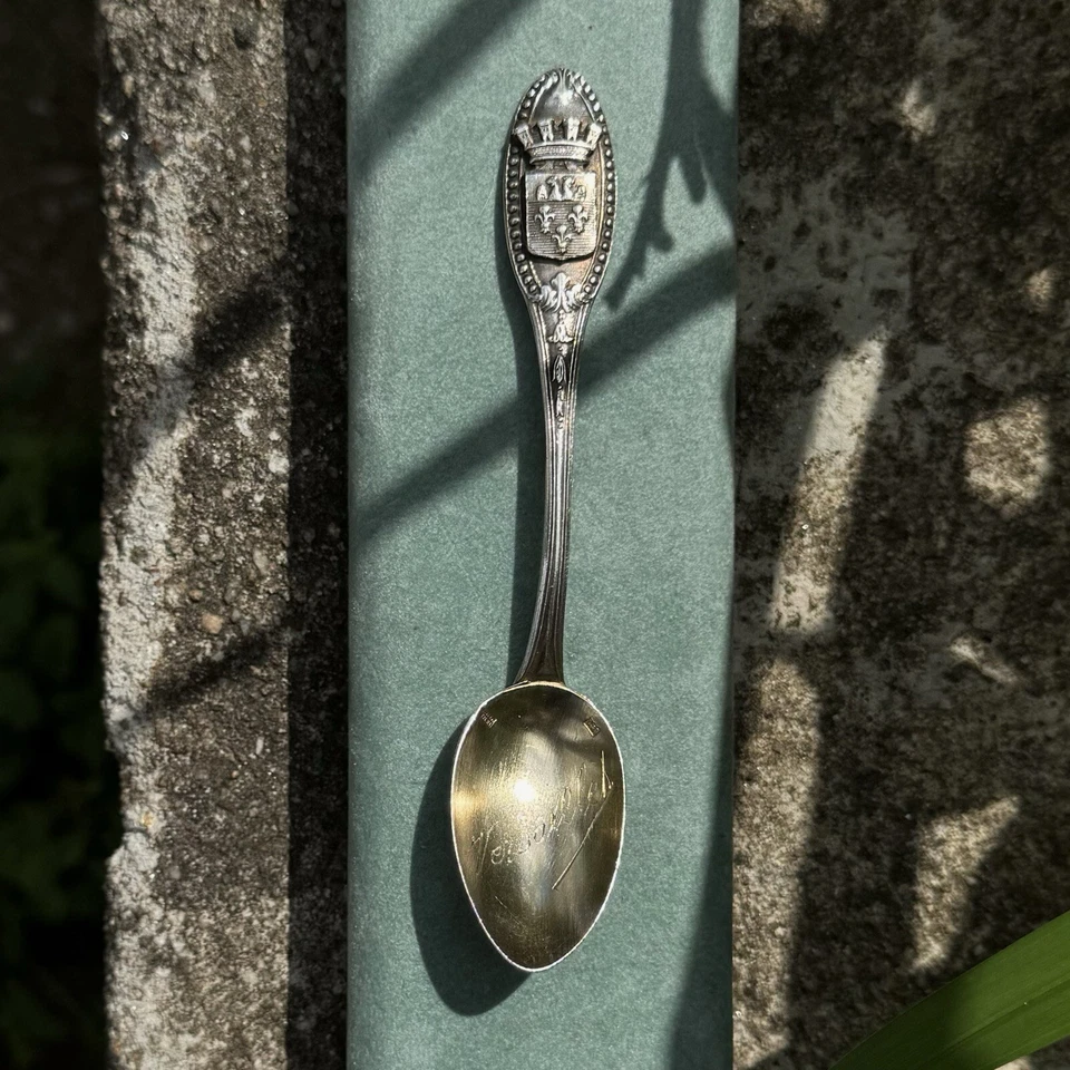 Antigua cuchara de recuerdo francesa de plata coleccionable grabada a mano Versalles 14,6 g Foto 1 de 4