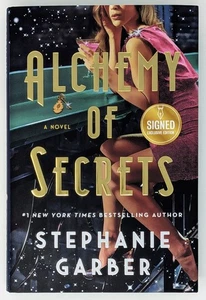 NEU SIGNIERT Alchemy of Secrets Stephanie Garber B&N EXKLUSIV 1. Auflage HC 2025 - Bild 1 von 8
