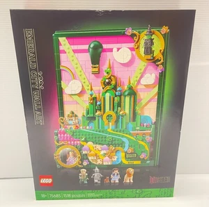 NEW SEALED Lego Wicked Emerald City Wall Art 75685 - Picture 1 of 1