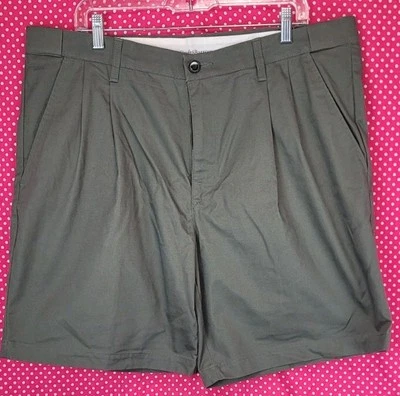 NWT Croft & Barrow Shorts Mens OD Green Pleate Easy Care Classic Stretch Sz 40 - Image 1 of 3