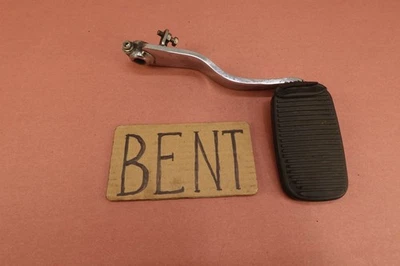 Pedal de freno trasero Suzuki Boulevard C50 VL800 2005-2009 (DOBLADO) Foto 1 de 4