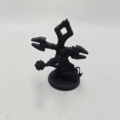 Monolith Bearer [x1] Protectorate of Menoth [Warmachine] Primed - Image 1 of 3