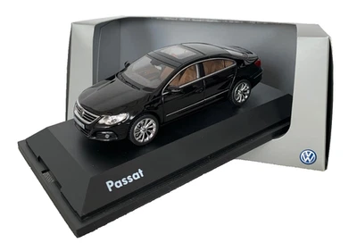 Volkswagen Passat CC - scala 1/43 - modellino VW Schuco - Immagine 1 di 4