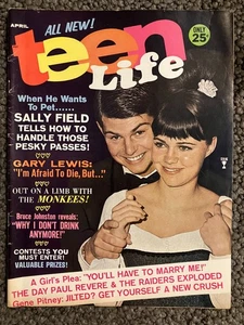 Teen Life April 1967 / Sally Field / the Monkees / Pop / Celebrity - Picture 1 of 3