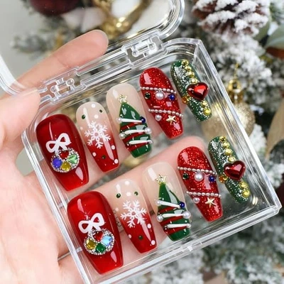 10 Piezas Navidad Hecho a Mano Acrílico Prensa en Uñas Ataúd Largo Falso M Navidad01 Foto 1 de 4