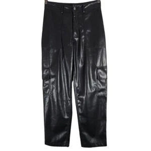 Pantalones de pierna recta cargo de cuero sintético para mujer 7 For All Mankind negros talla XS - Imagen 1 de 8