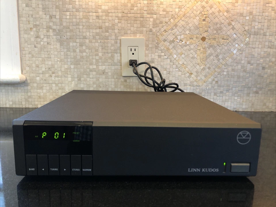 LINN Kudos AM/FM Stereo Tuner Audiophile Perfect Working Condition - Image 1 of 4