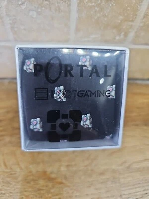 Mens Thin Portal Video Game Dress Necktie Tie Loot Crate Gaming 2017 Boxed - Image 1 of 4