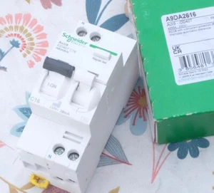 Schneider Electric A9DA2616 Acti9 iDDT40T disjoncteur différentiel 1P+N - 16A - Photo 1/10