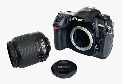 Cámara digital Nikon D200 10,2 MP SLR con lente AF-S Nikkor 18-55 mm Foto 1 de 4