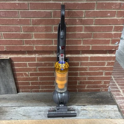 Dyson DC40 Multi Floor Bagless Upright Vacuum Cleaner – Tested & Works Great - Image 1 of 4