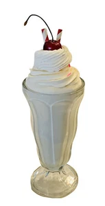 DEZICAKES Fake Milkshake Vanilla  Artificial Food Fake Vanilla Milkshake - Picture 1 of 8