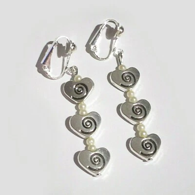 Ohrclips Clips Herzen silberf künstl Perlen weiß Ohrringe Anklipsen 5,5 cm lang  - Bild 1 von 3