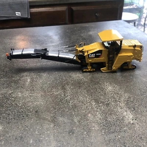 55286 Cat PM200 Cold Planer Norscot - Picture 1 of 8